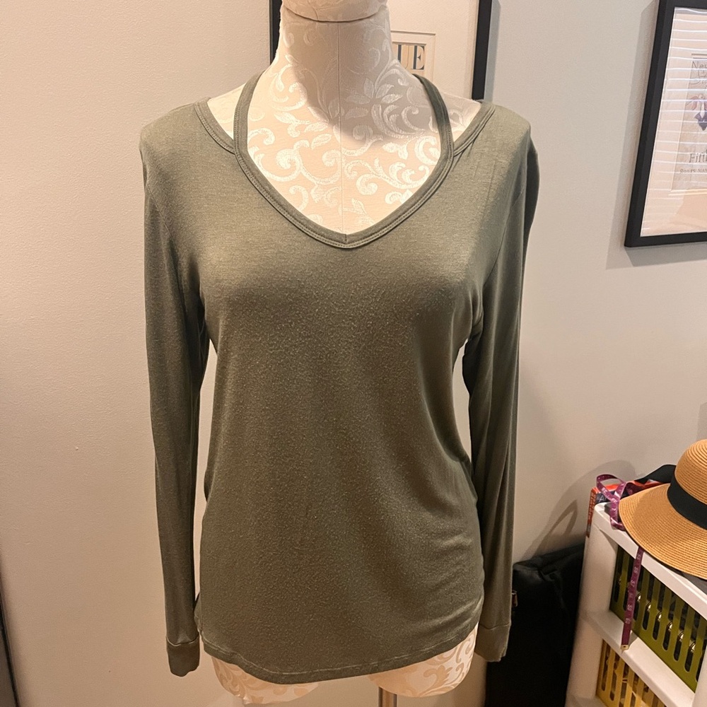 Alya very soft, long sleeve tee